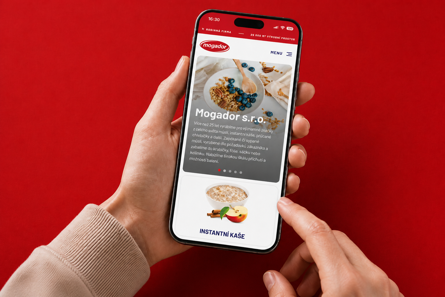 Mobilní mockup webu Mogador s.r.o.