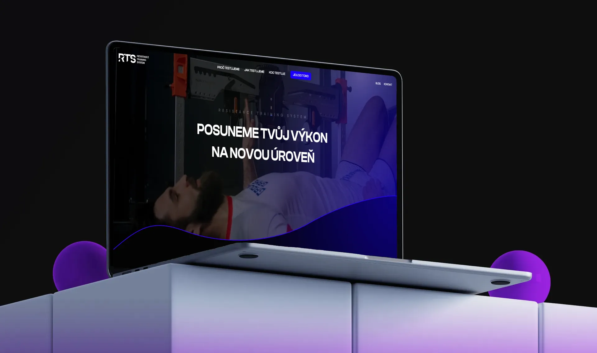 Desktop mockup webu Resistance Training System