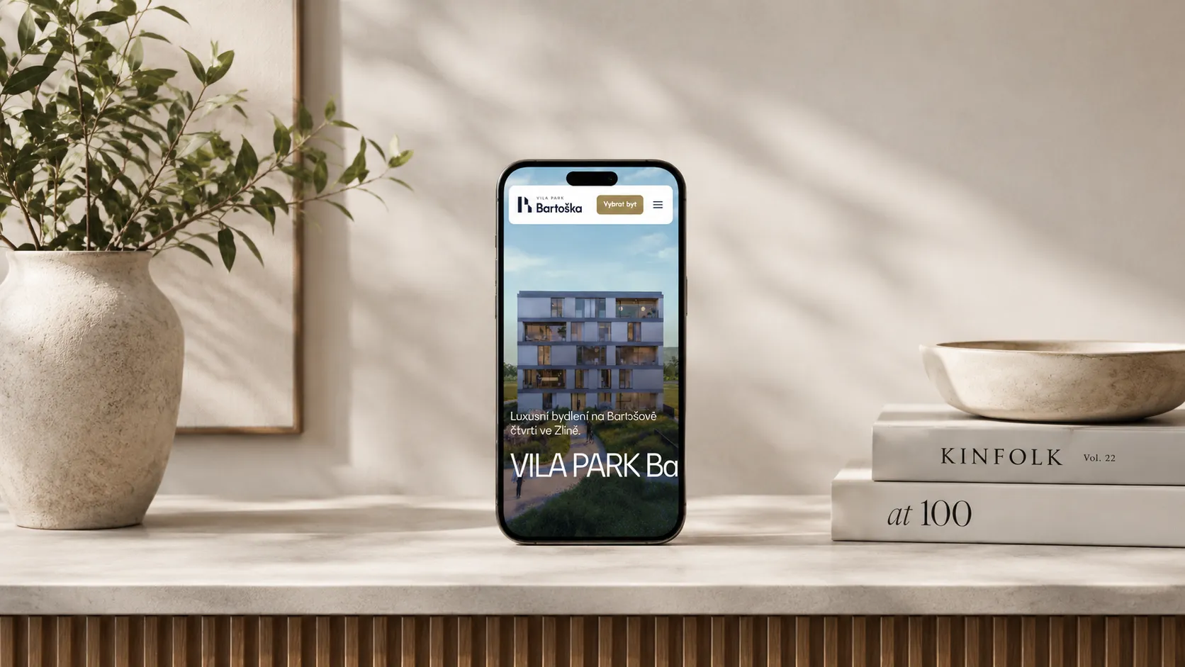 Mobilní mockup webu VILA PARK Bartoška
